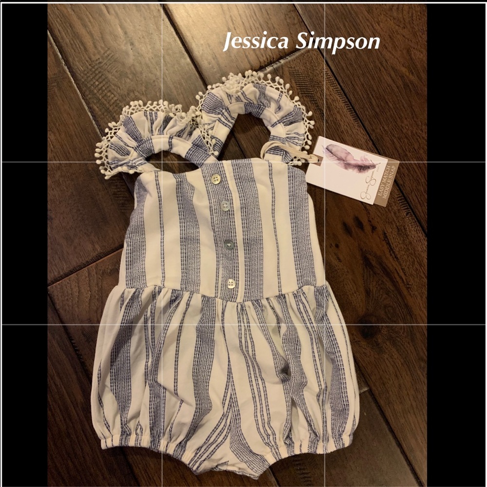 Jessica Simpson baby sun outfit